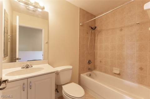 13150 Broadhurst Loop 204, Fort Myers FL - photo 21 of 29