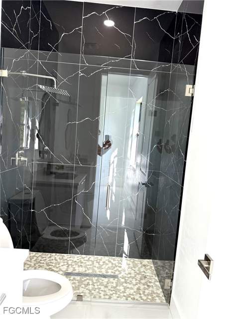 902 Wabasso Ct, Lehigh Acres FL - photo 11 of 18