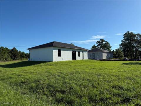 902 Wabasso Ct, Lehigh Acres FL - photo 18 of 18