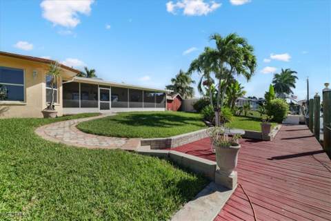 142 SW 51st Ter, Cape Coral FL - photo 21 of 35