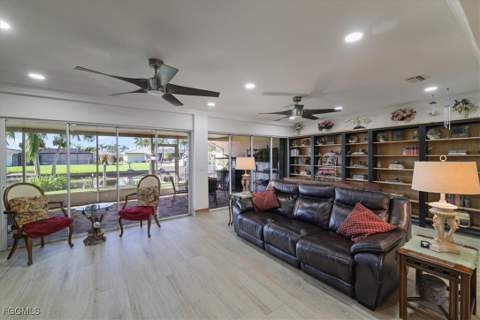 142 SW 51st Ter, Cape Coral FL - photo 6 of 35
