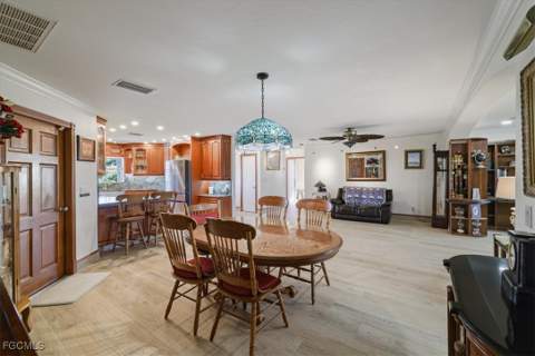 142 SW 51st Ter, Cape Coral FL - photo 9 of 35