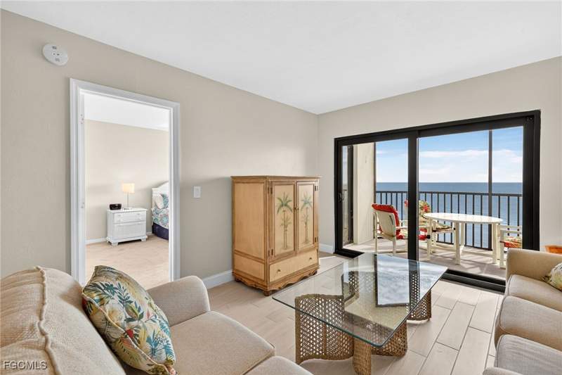 2 bedroom Condominium at 7500 Estero Blvd 706, Riviera Club, Fort Myers Beach — photo 5