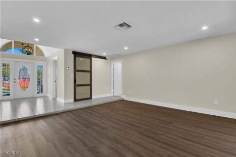 491 Cypress Way E, Naples FL - photo 10 of 42