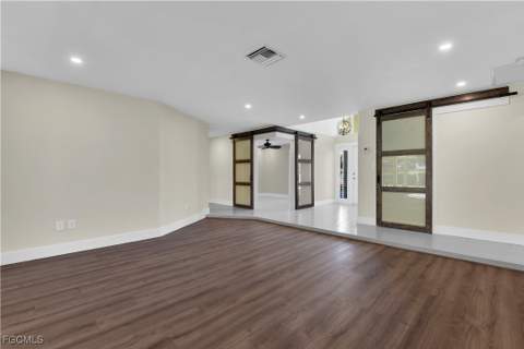 491 Cypress Way E, Naples FL - photo 12 of 42