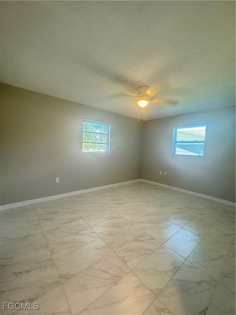 4976 Howard St, Fort Myers FL - photo 15 of 19