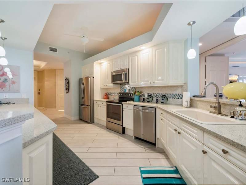 3 bedroom Condominium at 9566 Gulf Shore Dr 102, Manatee, Naples — photo 4