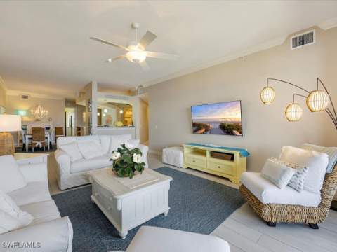 9566 Gulf Shore Dr 102, Naples FL - photo 8 of 34
