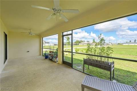 217 NE 20th Ter, Cape Coral FL - photo 20 of 27