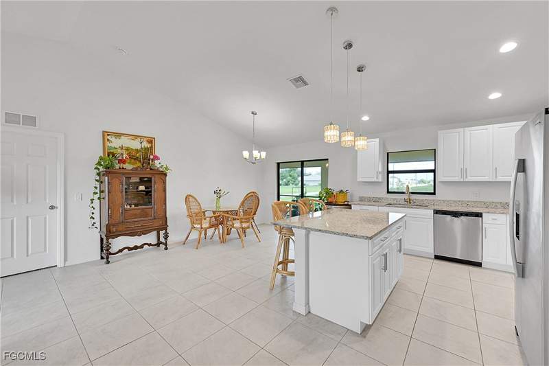 4 bedroom SingleFamilyResidence at 217 NE 20th Ter, Cape Coral, Cape Coral — photo 5