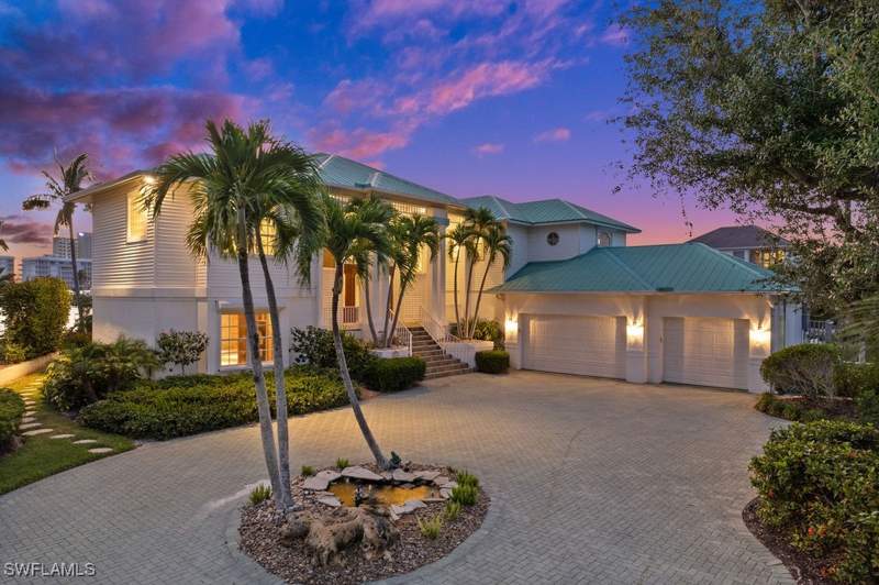 4 bedroom SingleFamilyResidence at 371 Bayside Ave, Conners, Naples — photo 4