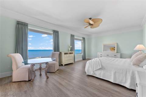 81 Seagate Dr 801, Naples FL - photo 14 of 39