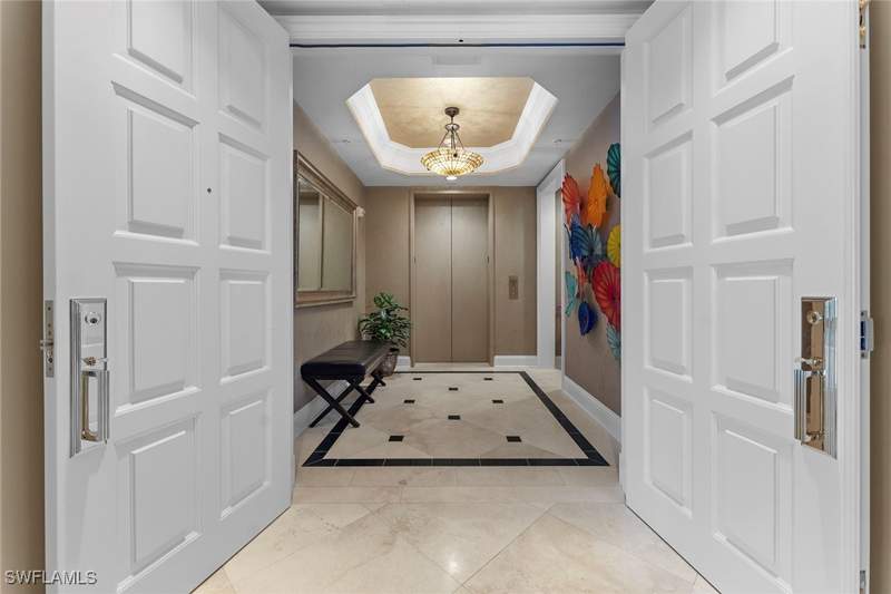 4 bedroom Condominium at 81 Seagate Dr 801, Seasons At Naples Cay, Naples — photo 2