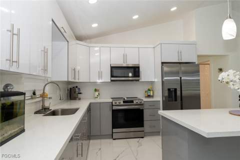 4623 Jacaranda Pkwy W, Cape Coral FL - photo 6 of 18