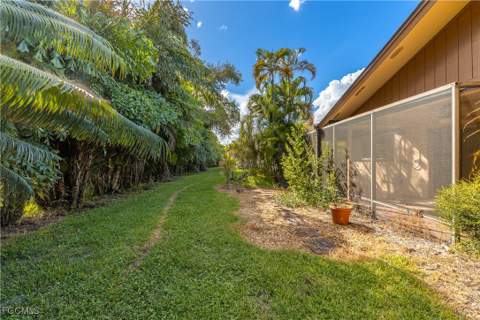 6468 Royal Woods Dr, Fort Myers FL - photo 9 of 35