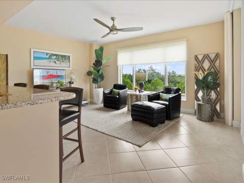 1050 Borghese Ln 204, Naples FL - photo 10 of 36