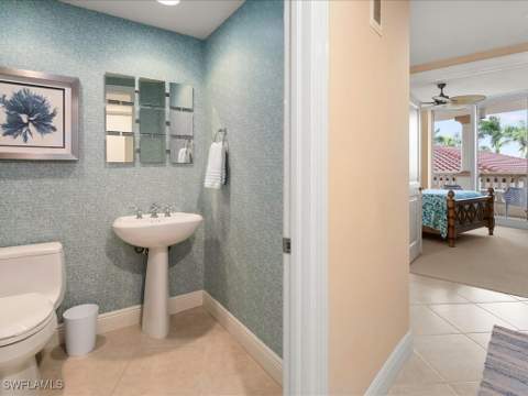 1050 Borghese Ln 204, Naples FL - photo 24 of 36