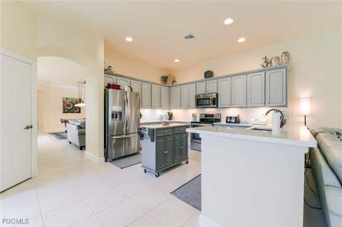 8920 Crown Colony Blvd, Fort Myers FL - photo 14 of 37