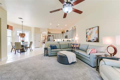 8920 Crown Colony Blvd, Fort Myers FL - photo 17 of 37