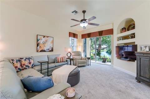 8920 Crown Colony Blvd, Fort Myers FL - photo 18 of 37