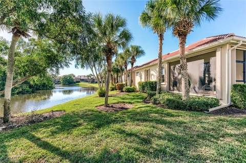 8920 Crown Colony Blvd, Fort Myers FL - photo 6 of 37