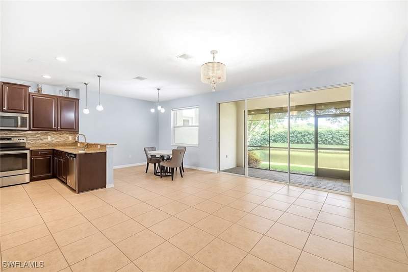 3 bedroom Townhouse at 19550 Bowring Park Rd 102, Somerset Townhomes, Fort Myers — photo 5