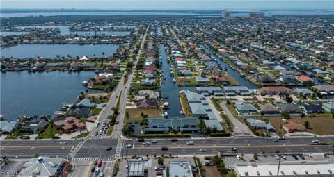 808 Cape Coral Pkwy W 204, Cape Coral FL - photo 16 of 34