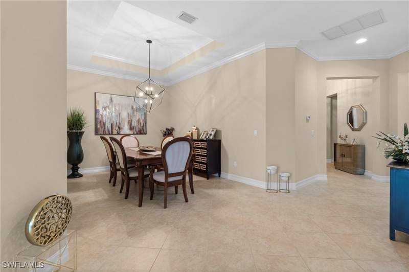3 bedroom Attached at 6564 Roma Way, Lakoya, Naples — photo 3