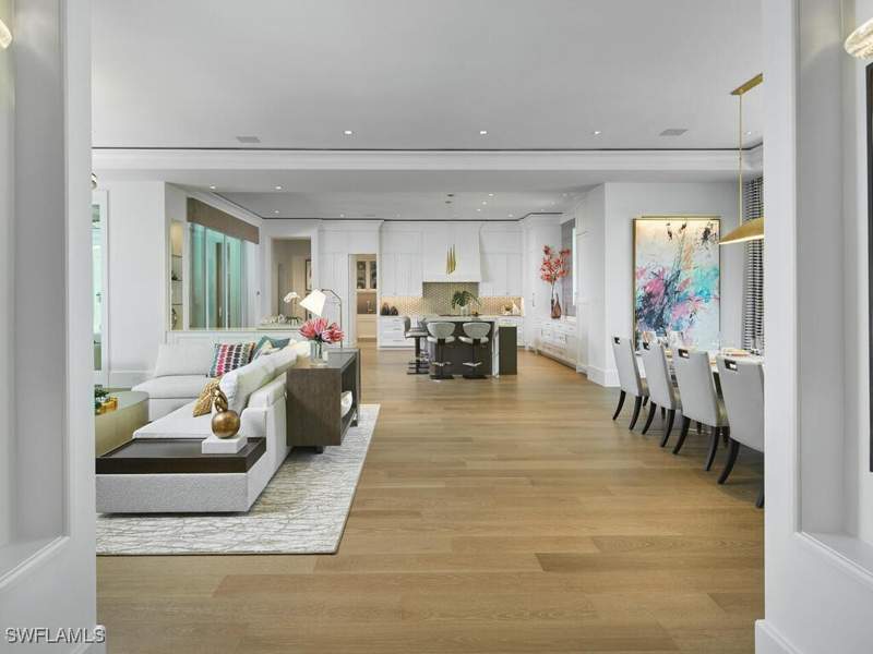 5 bedroom SingleFamilyResidence at 2075 Gordon Dr E, Aqualane Shores, Naples — photo 2