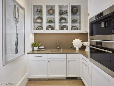 2075 Gordon Dr E, Naples FL - photo 7 of 38