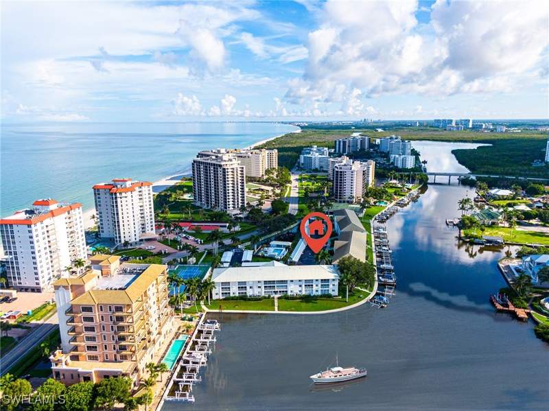 2 bedroom Condominium at 10682 Gulf Shore Dr C102, Monte Carlo Club, Naples — photo 5