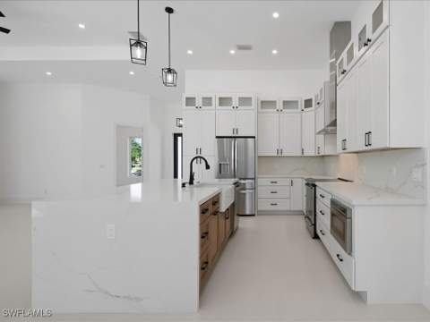 131 Bald Eagle Dr, Marco Island FL - photo 15 of 41