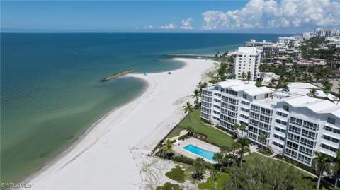 2121 Gulf Shore Blvd N 206, Naples FL - photo 19 of 21