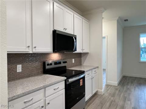 1232 NW 21st Pl, Cape Coral FL - photo 12 of 34