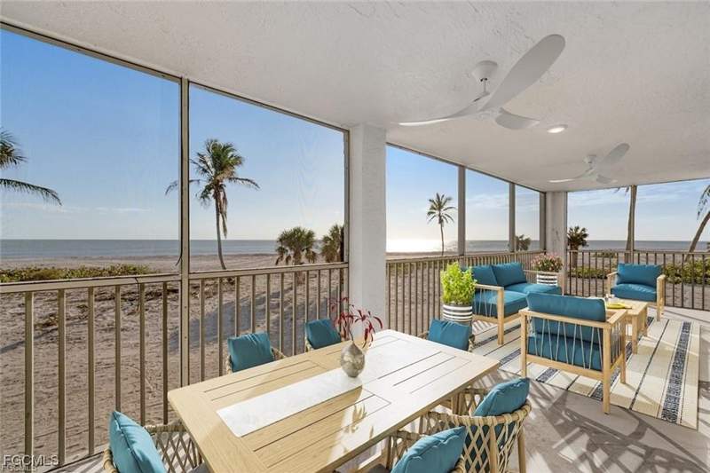 3 bedroom Condominium at 3145 W Gulf Dr 102, Seascape Of Sanibel, Sanibel — photo 3