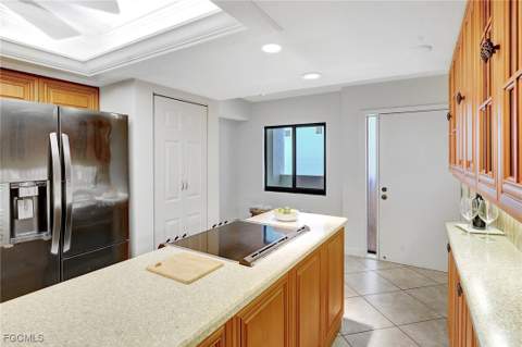 4263 Bay Beach Ln 714, Fort Myers Beach FL - photo 16 of 45