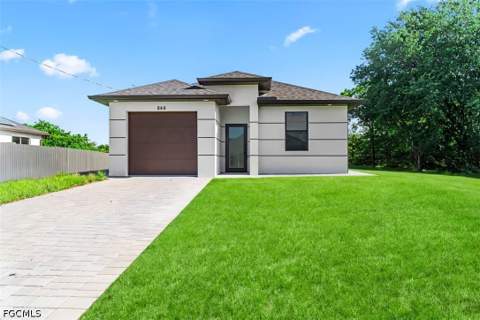 849 Wolverine St E, Lehigh Acres FL - photo 6 of 33