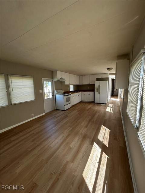 26186 Princess Ln, Bonita Springs FL - photo 8 of 13