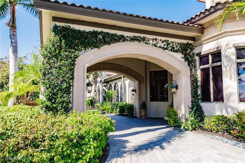 4 bedroom SingleFamilyResidence at 11558 Aerie Ln, Sterling Hill, Naples — photo 3