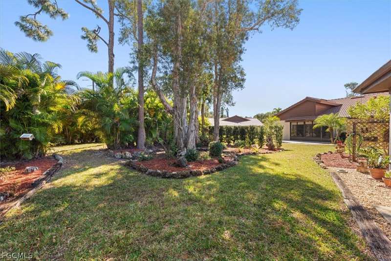 2 bedroom Attached at 13108 Tall Pine Cir, Pinebrook Woods, Fort Myers — photo 1