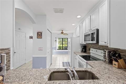 7715 Woodbrook Cir 3402, Naples FL - photo 13 of 42