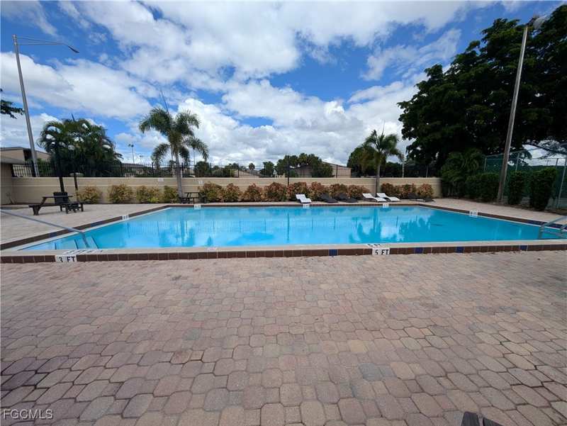 2 bedroom Condominium at 5305 Summerlin Rd 514, Mystic Gardens, Fort Myers — photo 1