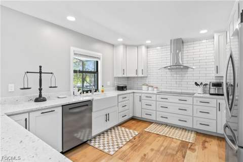 2420 Cherimoya Ln, St James City FL - photo 19 of 48
