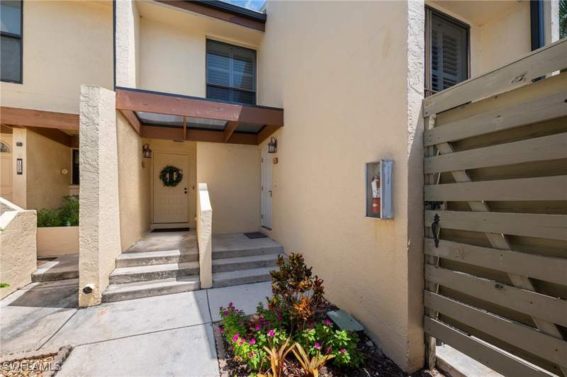 2 bedroom Condominium at 8765 Lateen Ln 203, Paddle Creek, Fort Myers — photo 2