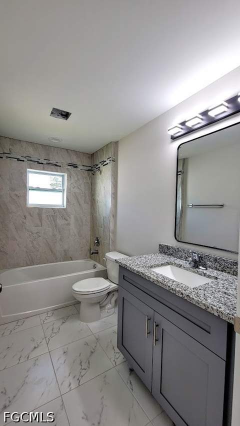 8038 Sunrise Cir, Labelle FL - photo 10 of 14