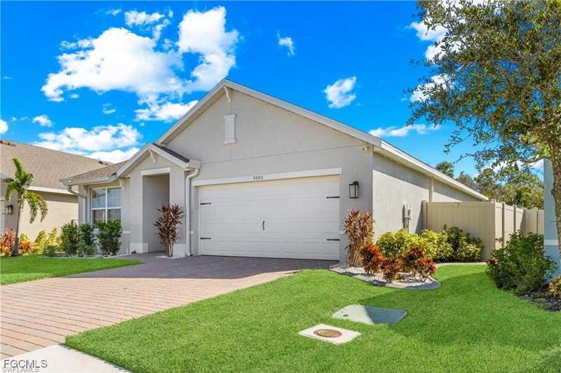3 bedroom SingleFamilyResidence at 8880 Cascade Price Cir, Brightwater, North Fort Myers — photo 2