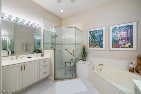 913 Vistana Cir 7, Naples FL - photo 18 of 24