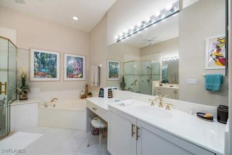 913 Vistana Cir 7, Naples FL - photo 19 of 24