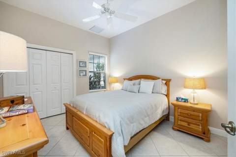 913 Vistana Cir 7, Naples FL - photo 20 of 24