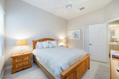 913 Vistana Cir 7, Naples FL - photo 21 of 24